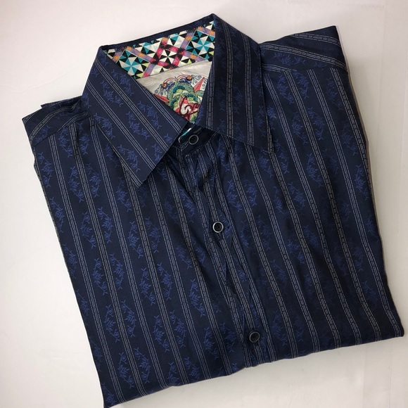 Robert Graham Other - Men’s Robert Graham Button down dress Shirt Sz.M